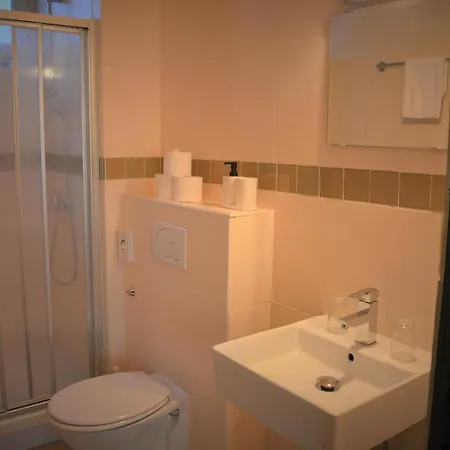 Hotel Mezonvin 3*